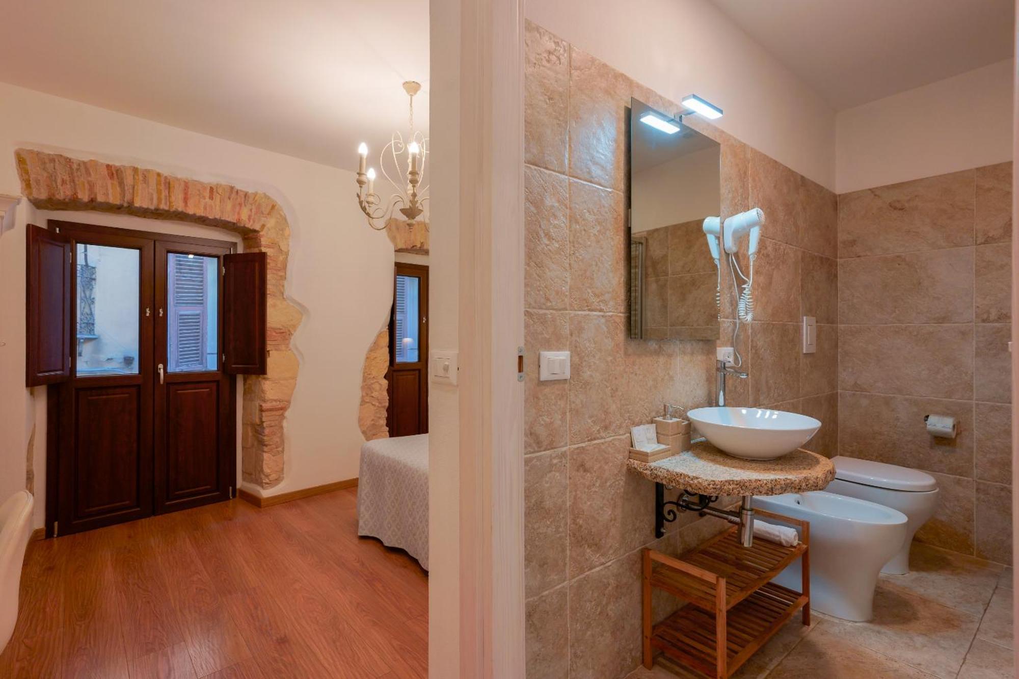 Baco B&B กาญารี ภายนอก รูปภาพ